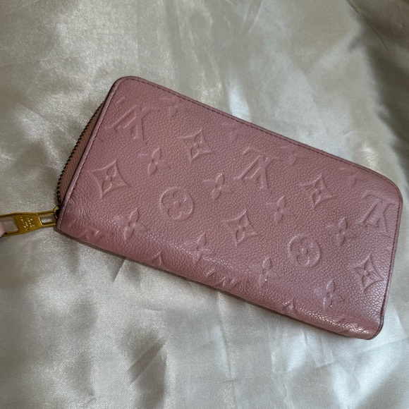 Louis Vuitton Empreinte Zippy Wallet - Picture 4 of 5